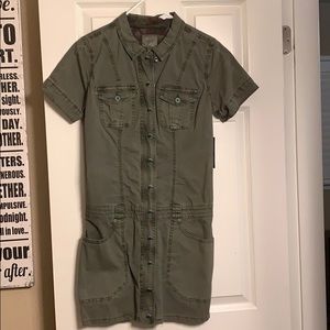 Guess dress. Green. Never worn. Still has tags.